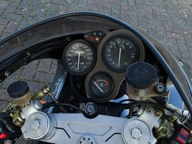 ducati - 750-ss