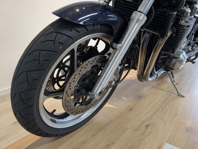 kawasaki - zephyr-1100