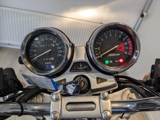 kawasaki - zephyr-1100