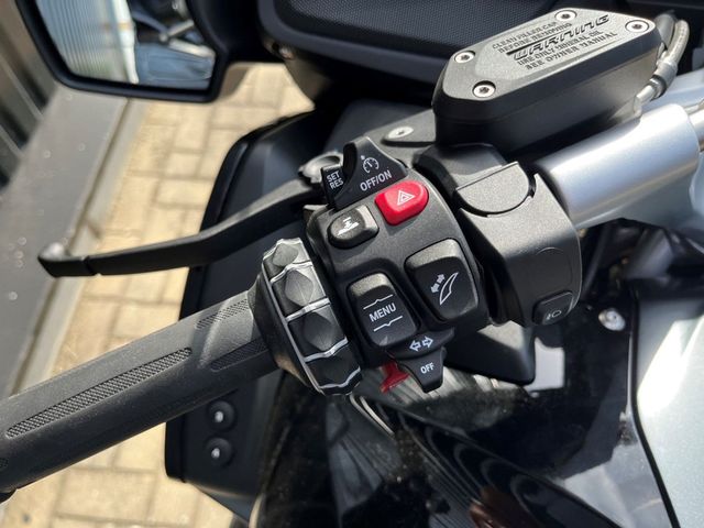 bmw - r-1250-rt