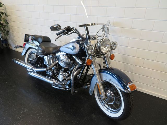 harley-davidson - heritage-softail-classic-flstc