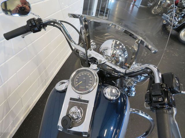 harley-davidson - heritage-softail-classic-flstc