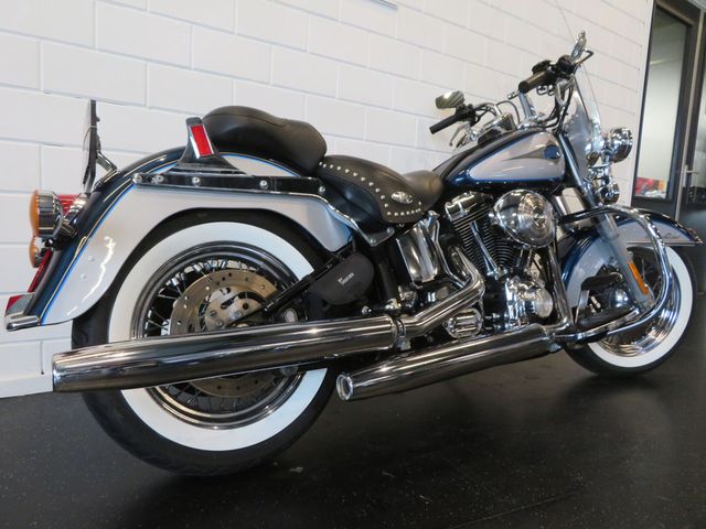 harley-davidson - heritage-softail-classic-flstc
