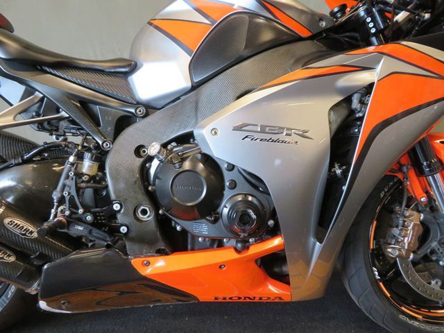 honda - cbr-1000-rr-fireblade