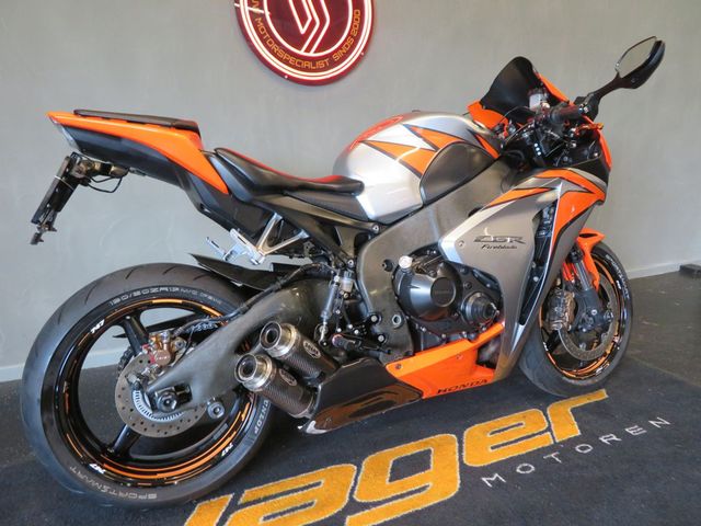 honda - cbr-1000-rr-fireblade