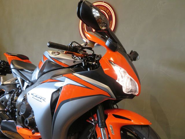 honda - cbr-1000-rr-fireblade