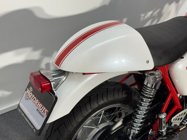 triumph - thruxton-900