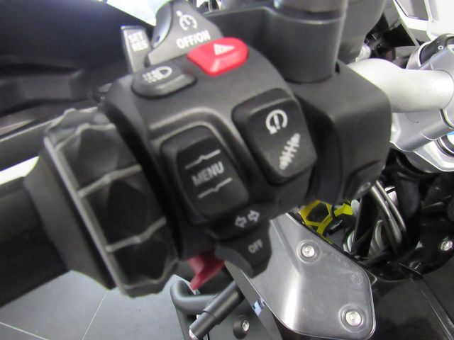bmw - r-1250-gs-adventure