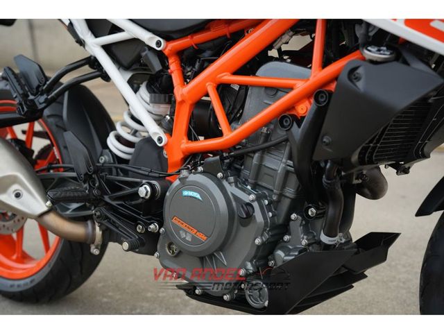 ktm - 390-duke-abs