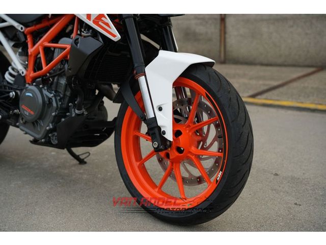 ktm - 390-duke-abs
