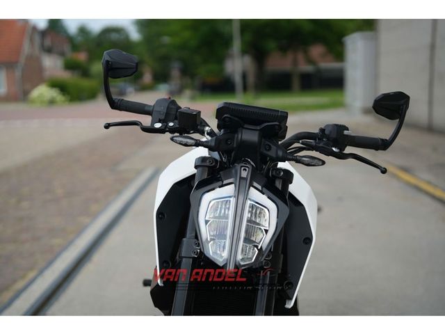 ktm - 390-duke-abs