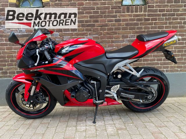 honda - cbr-600-rr