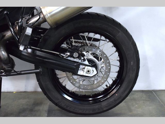 bmw - f-800-gs