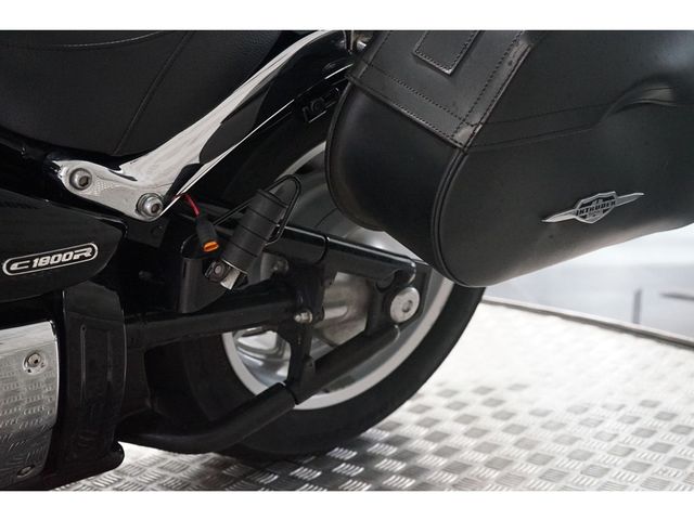 suzuki - intruder-m-1800-r