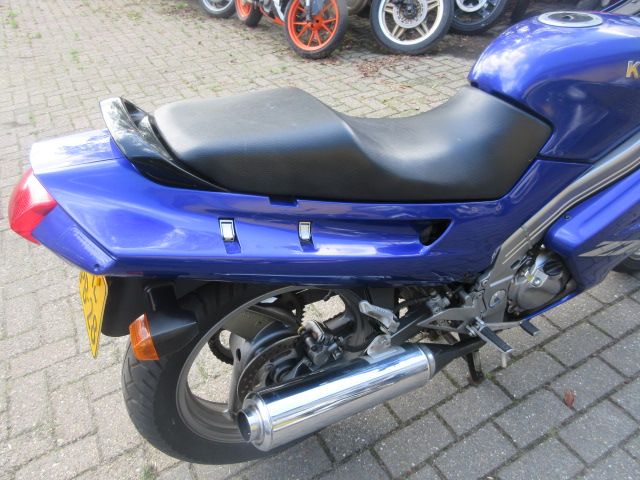 kawasaki - zzr-250
