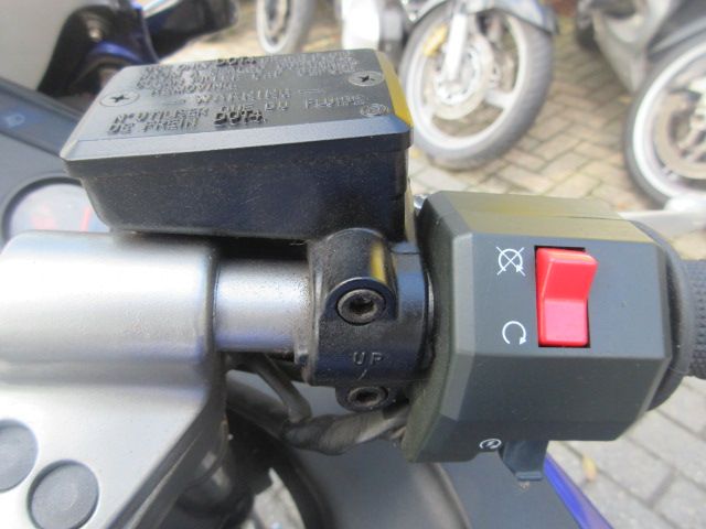 kawasaki - zzr-250