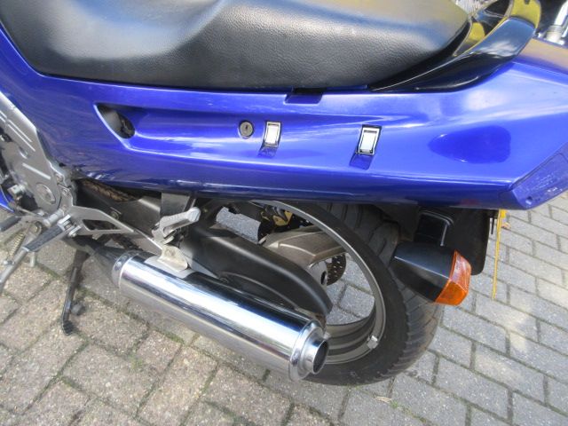 kawasaki - zzr-250
