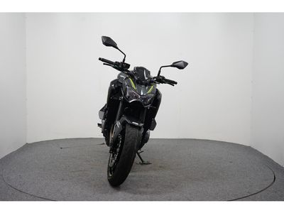 KAWASAKI Z900 – foto 3