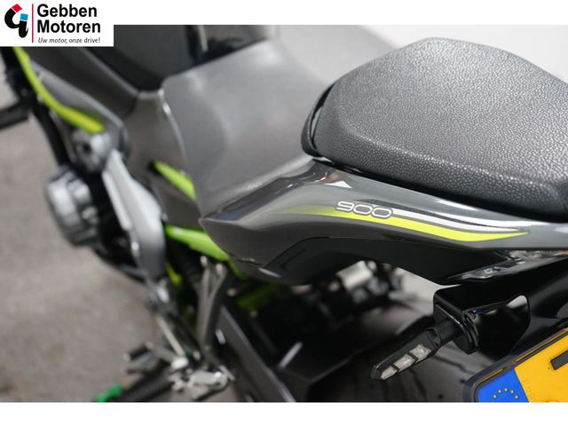 kawasaki - z900