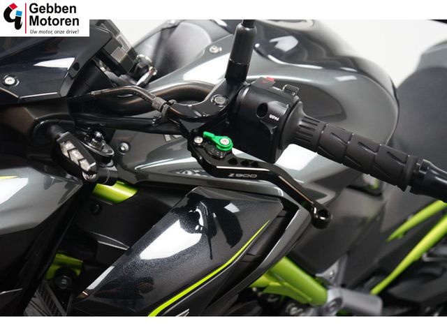 kawasaki - z900