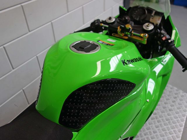 kawasaki - zx-6r