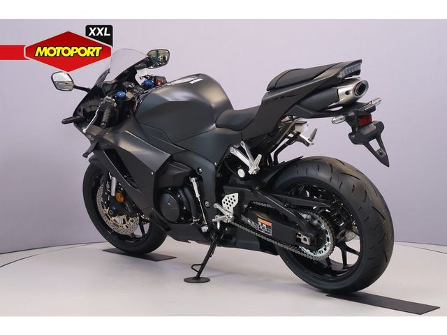 honda - cbr-600-rr