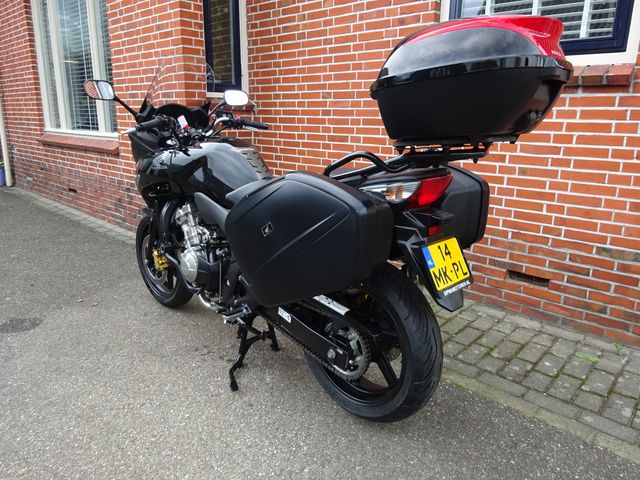 honda - cbf-600-tophalf-abs