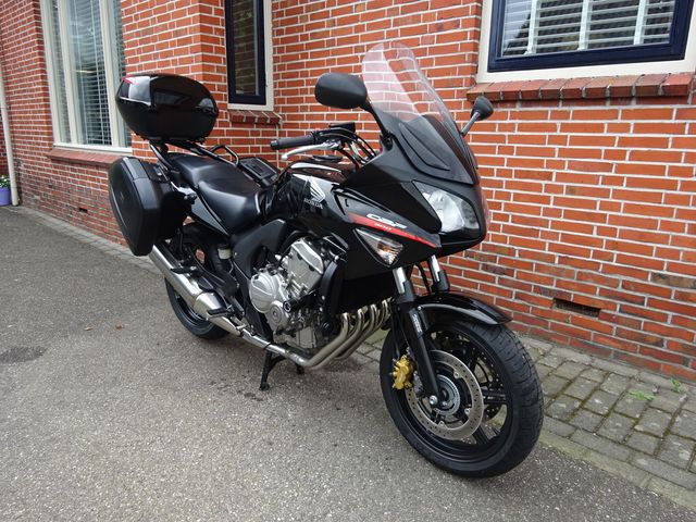 honda - cbf-600-tophalf-abs