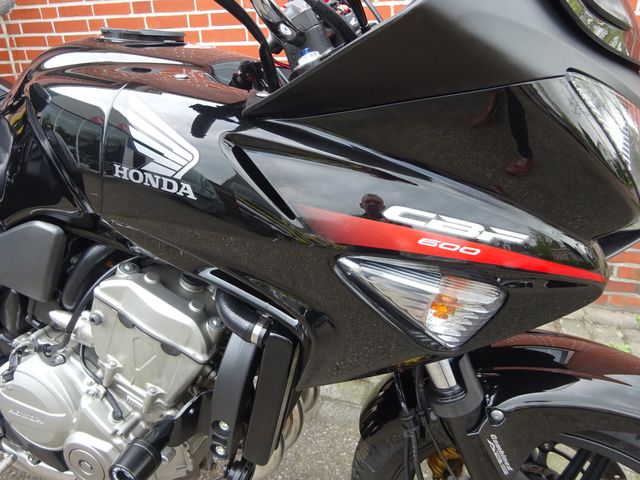 honda - cbf-600-tophalf-abs