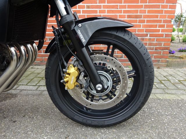 honda - cbf-600-tophalf-abs