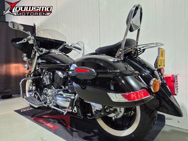 yamaha - xvs-1100-a-dragstar-classic