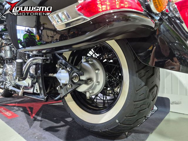 yamaha - xvs-1100-a-dragstar-classic