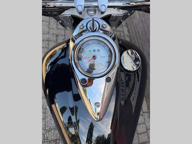 kawasaki - vn-1600-classic-tourer