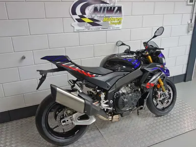 APRILIA TUONO V4 1100 FACTORY – foto 3
