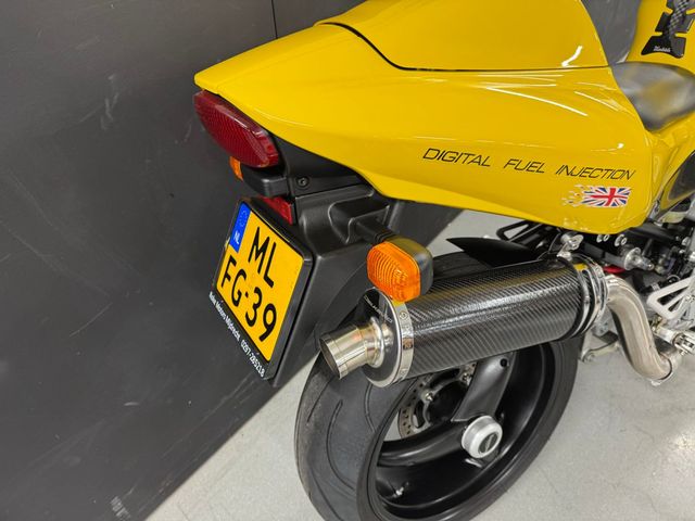 triumph - daytona-955i