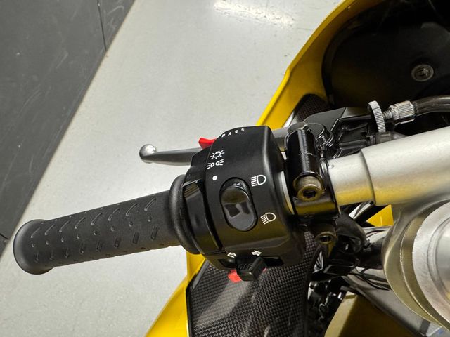 triumph - daytona-955i