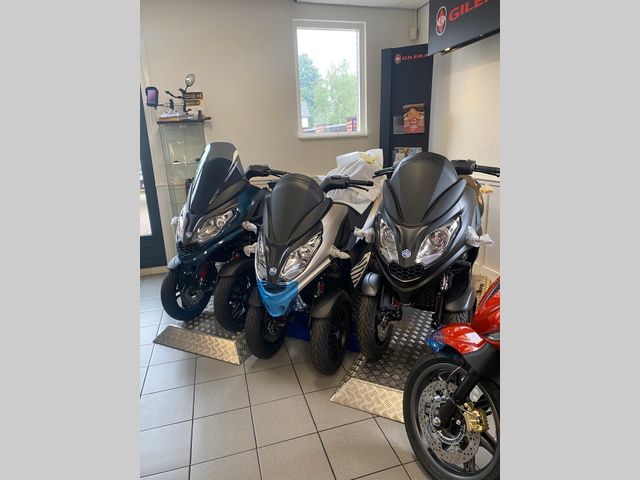 piaggio - mp3-300-hpe-sport