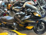 HONDA CBR 1000 F
