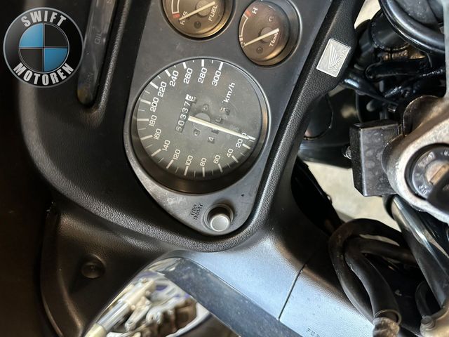 honda - cbr-1000-f
