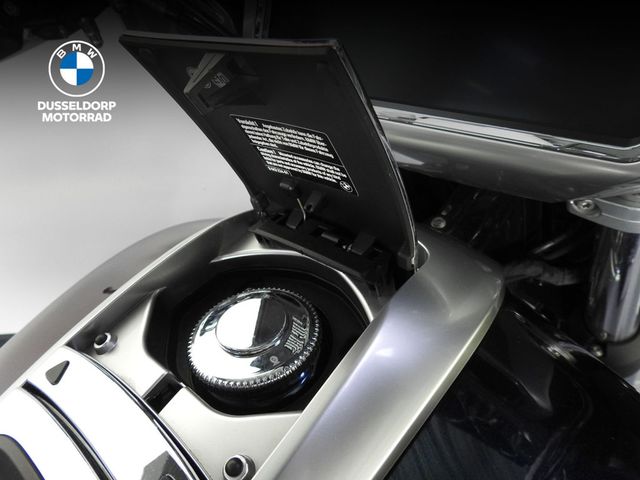 bmw - r-18-transcontinental