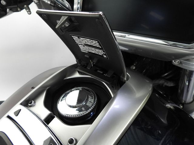 bmw - r-18-transcontinental