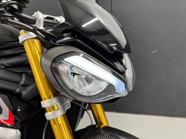 triumph - speed-triple-1200-rs