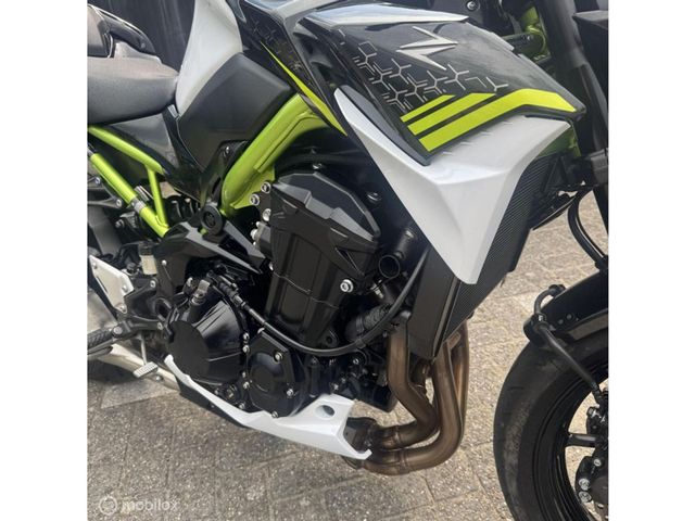 kawasaki - z900