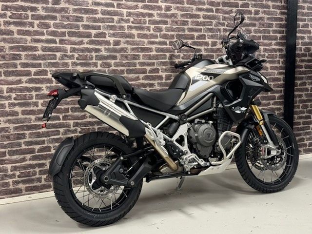 triumph - tiger-1200-rally-pro