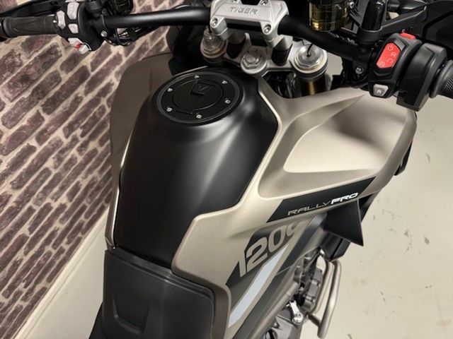triumph - tiger-1200-rally-pro