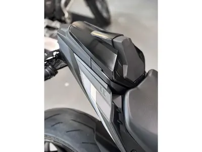 SUZUKI GSX-S 1000 – foto 3