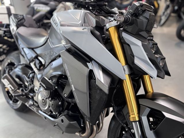 suzuki - gsx-s-1000