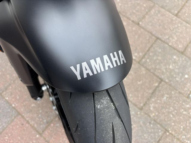 yamaha - mt-07-y-amt