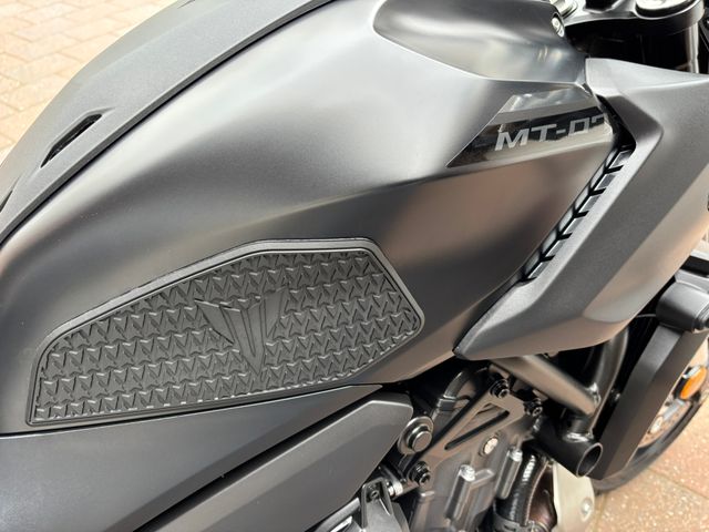 yamaha - mt-07-y-amt