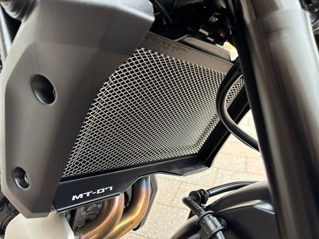 yamaha - mt-07-y-amt